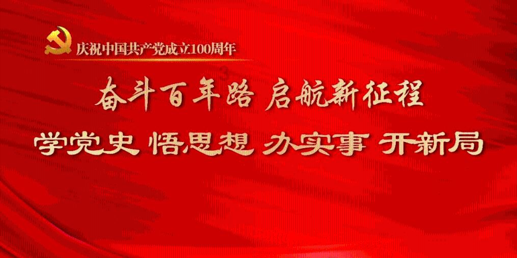 逃离废弃的卡车场